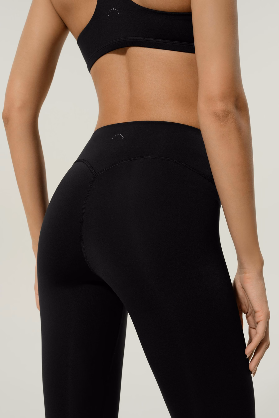 Legginsy Soft Ease z jedwabiu Contour™