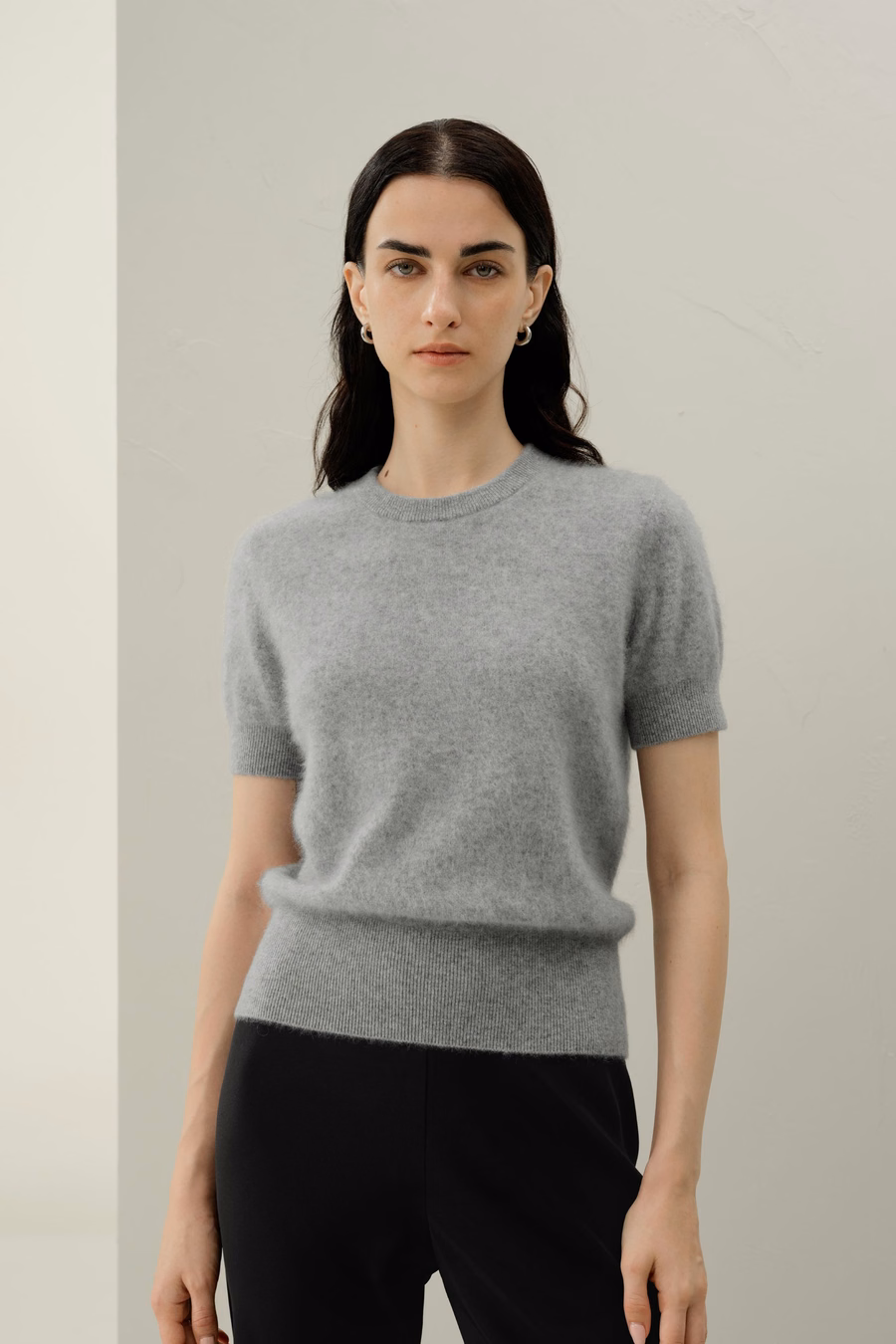 Sweter z krótkim rękawem z kaszmiru brushed