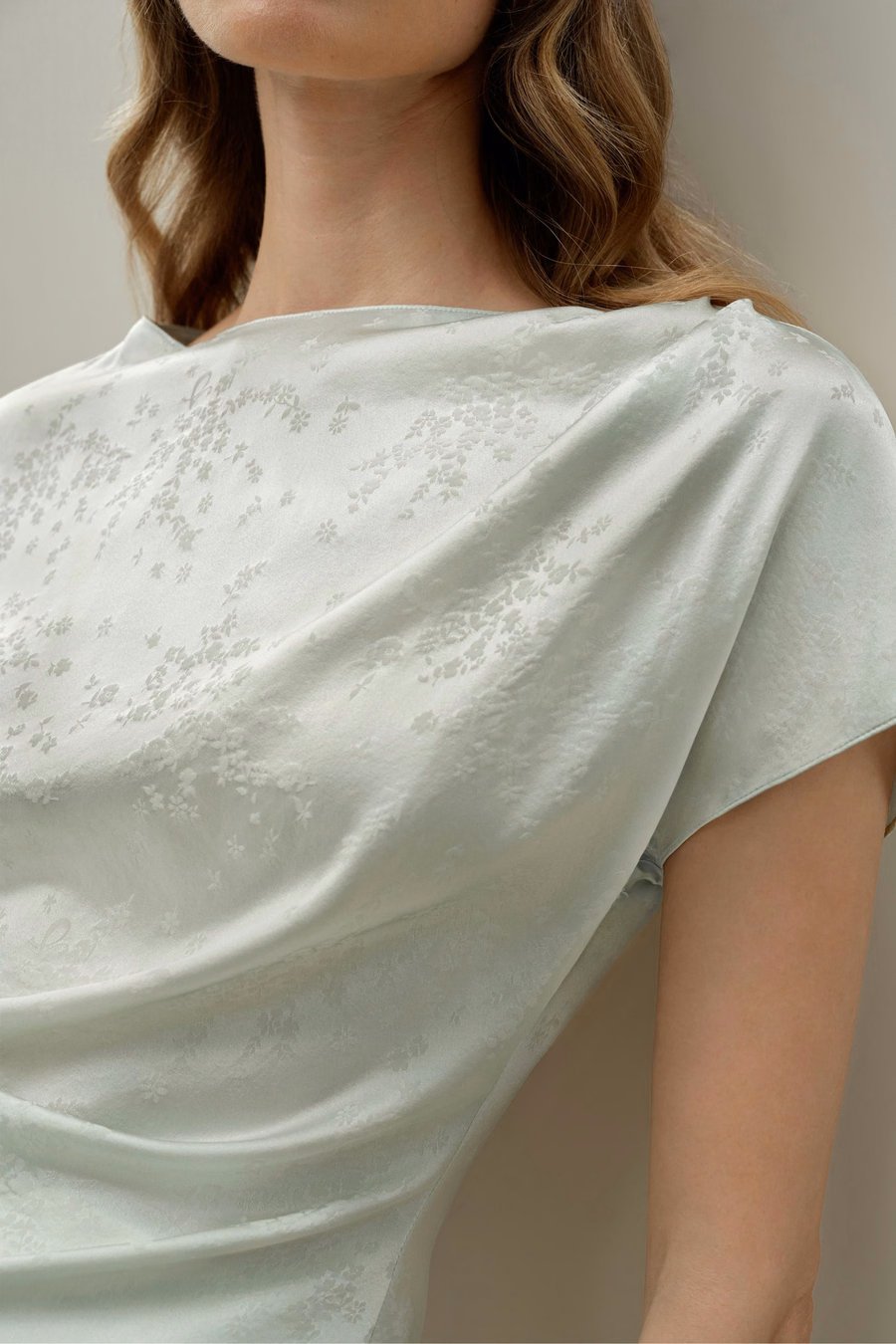 Top z jedwabiu YING Jacquard