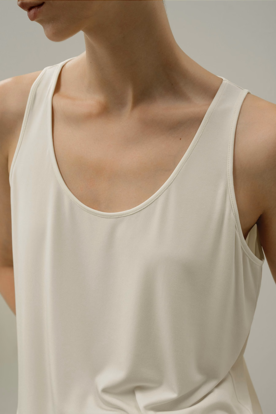 Sukienka z jedwabiu Breeze Jersey