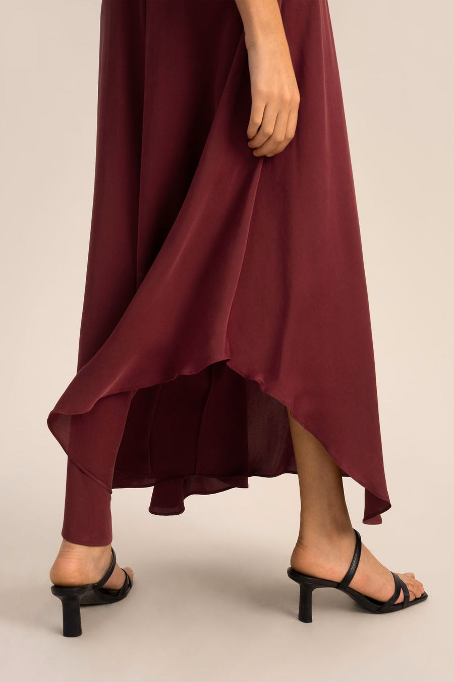 Wide-Legged Silk Fig Pants