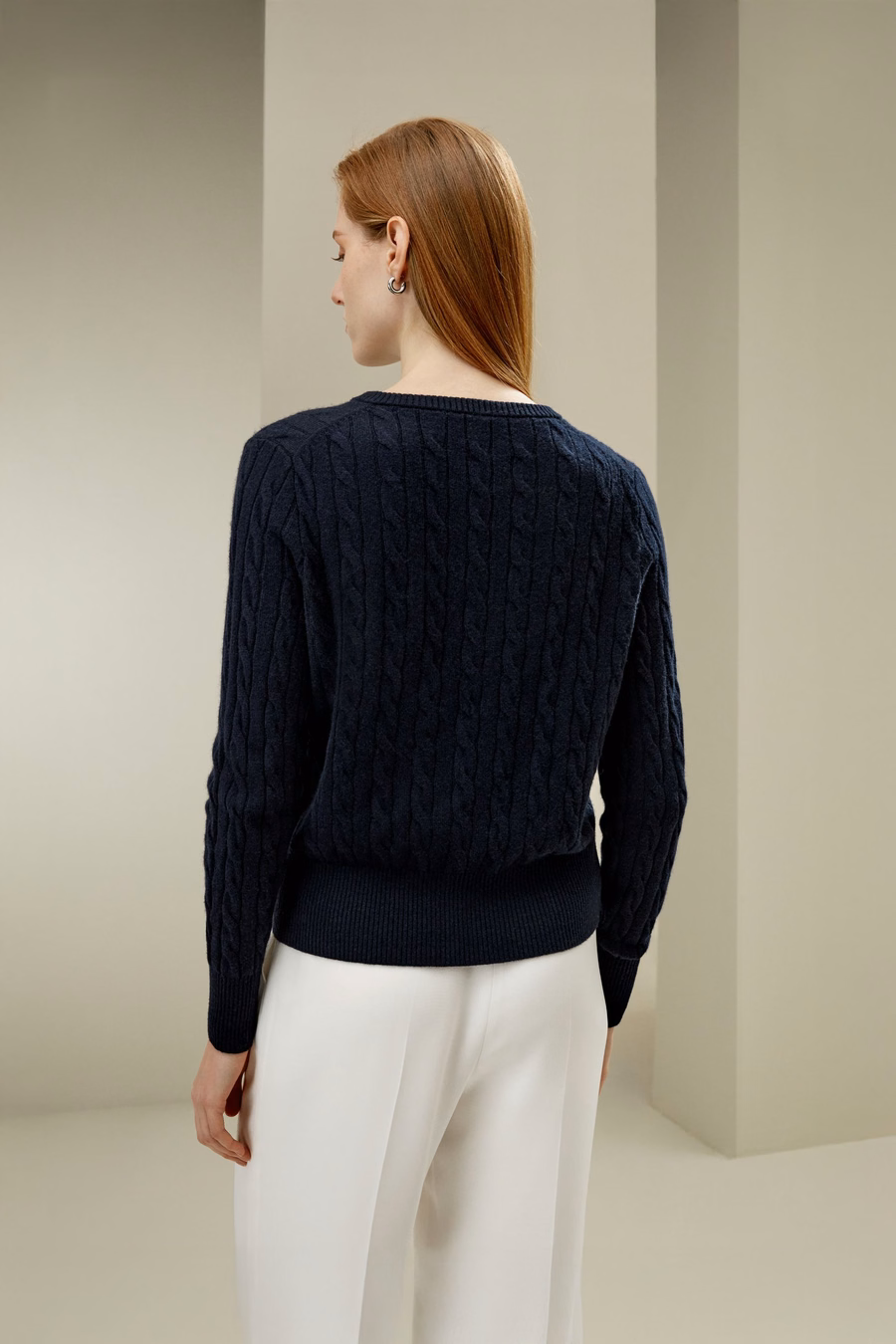Sweter kardigan z warkoczem z baby kaszmiru