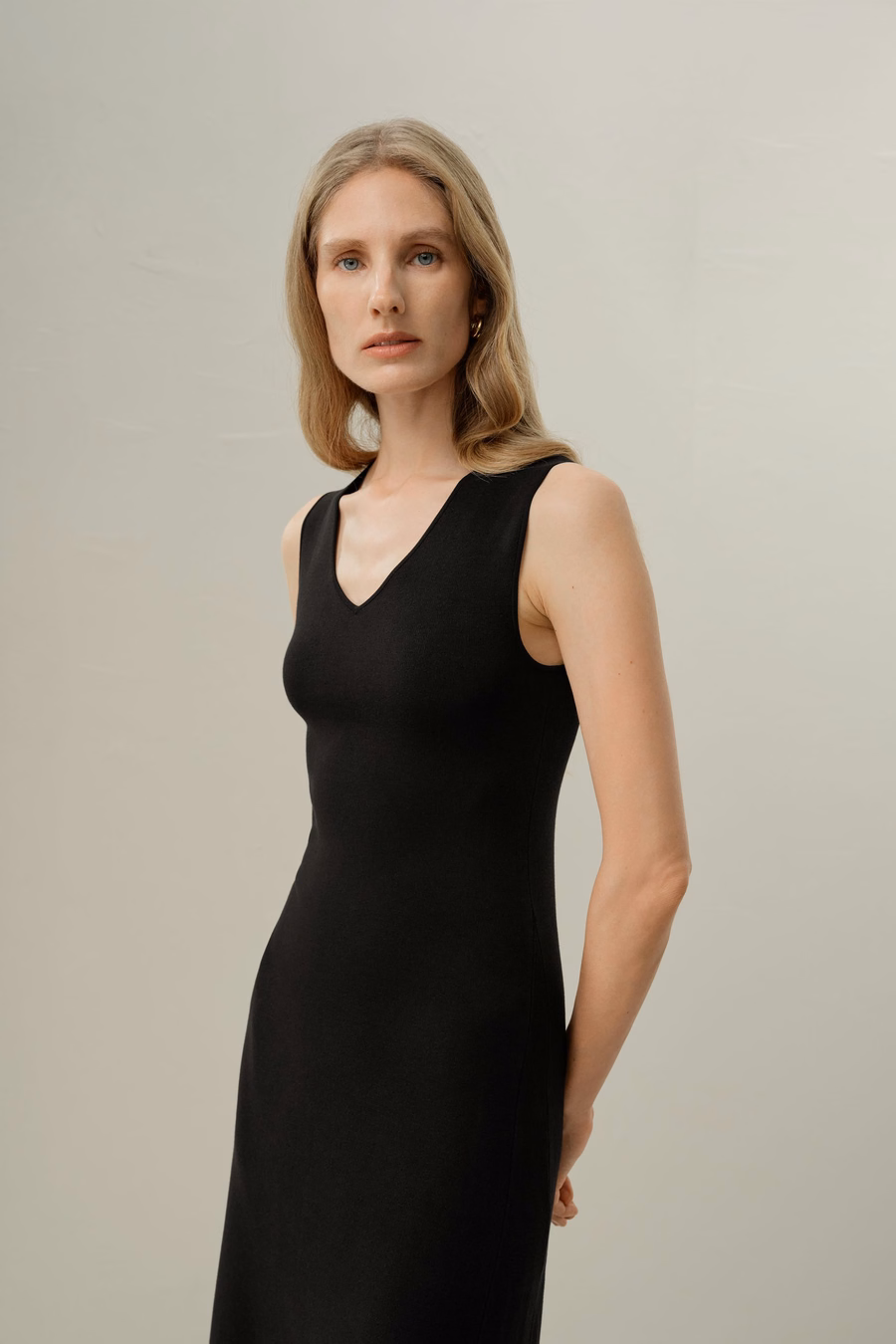 Soleil Silk-Viscose Knit V-Neck Dress