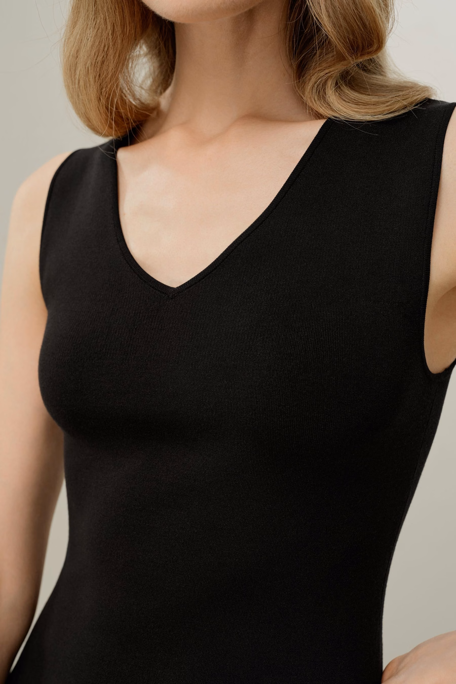 Soleil Silk-Viscose Knit V-Neck Dress
