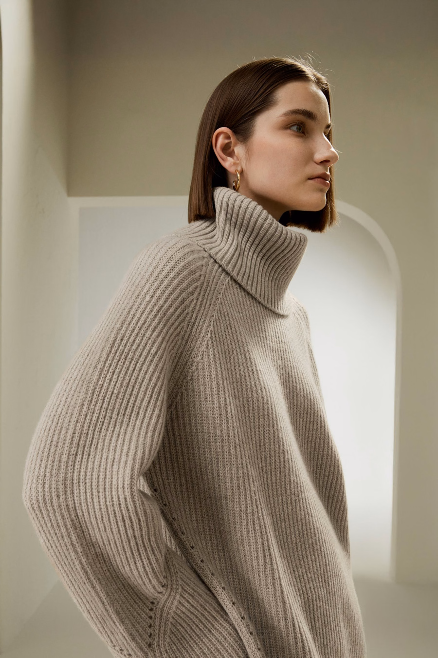 Oversized Sweter z Wełny Merino z Rozcięciami na Rękawach
