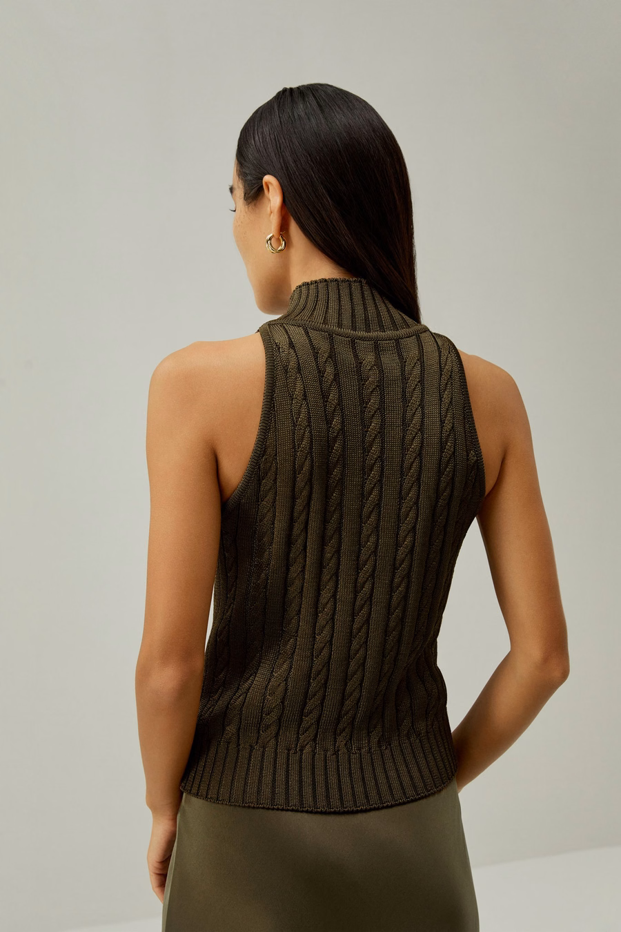 Classic High-Nick Cable-Knit Sleeveless Top