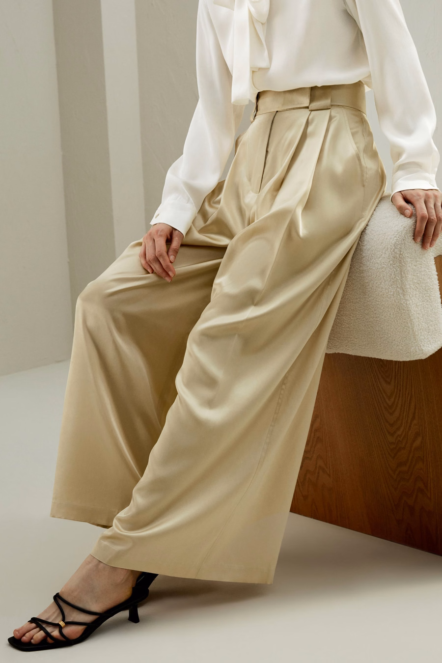 Spodnie o szerokich nogawkach Watershine Silk